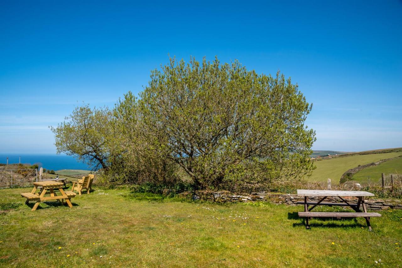 Polrunny Farm Seaberry Cottage With A Sea View And Log Burner Boscastle Exterior photo