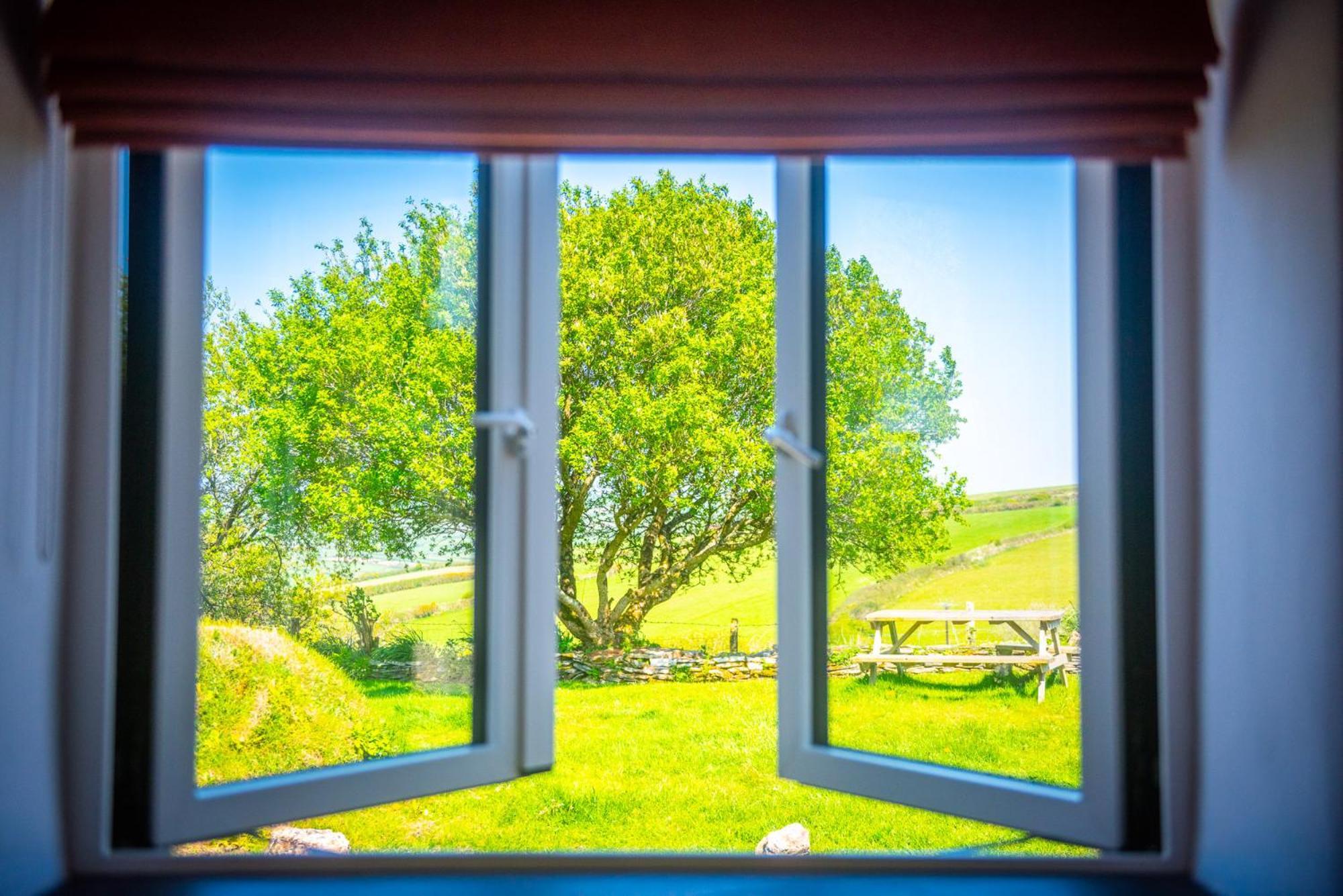 Polrunny Farm Seaberry Cottage With A Sea View And Log Burner Boscastle Exterior photo